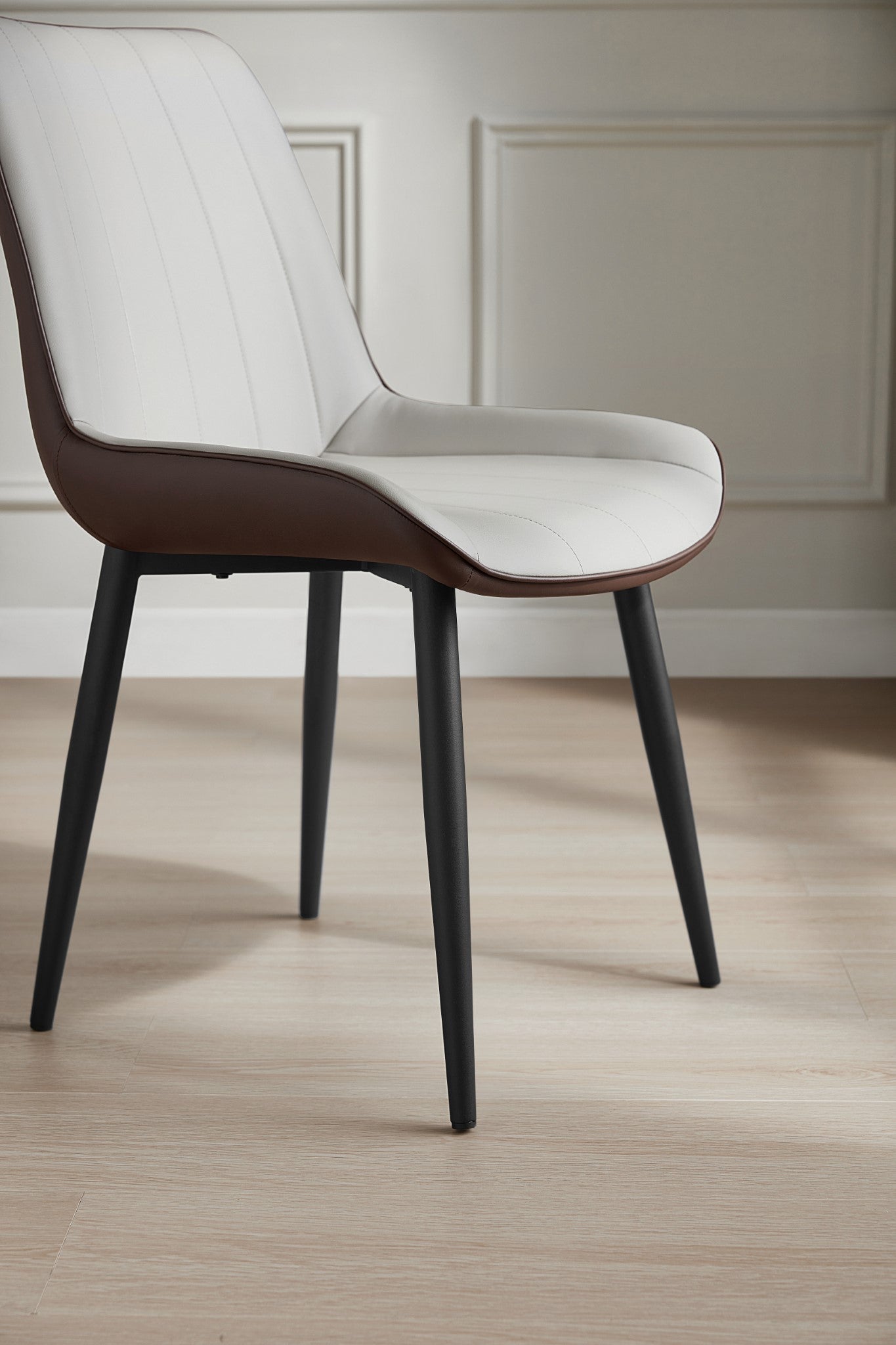 Moa Dining Chair (set of 2)