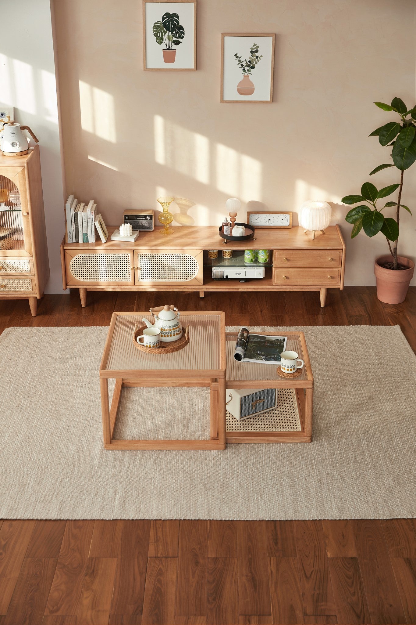Lennon Media Unit