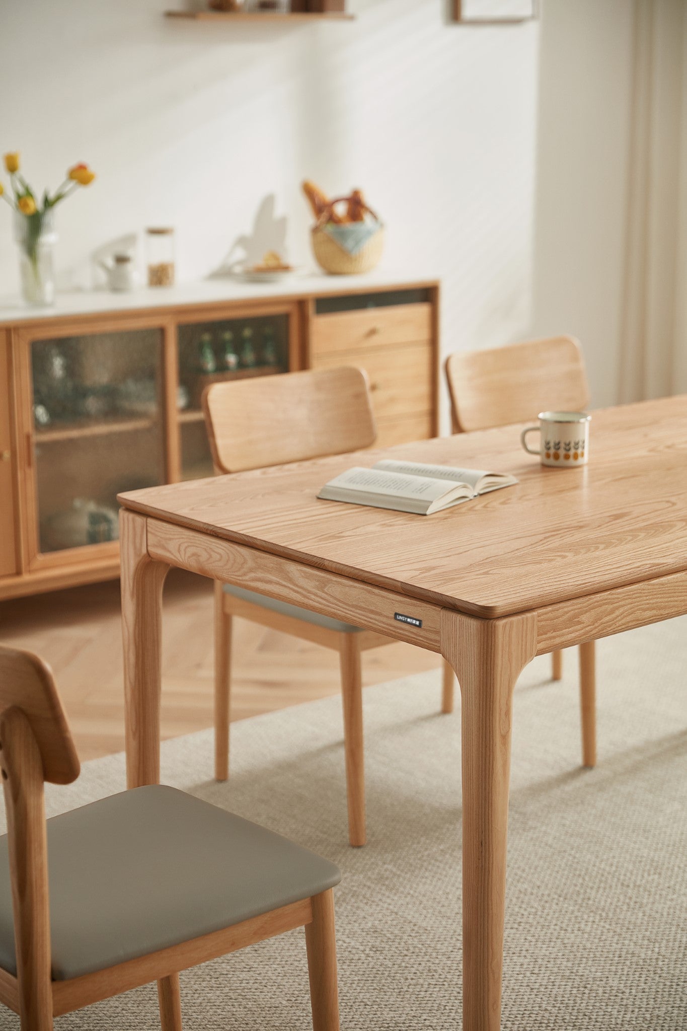 Cesa Dining Table