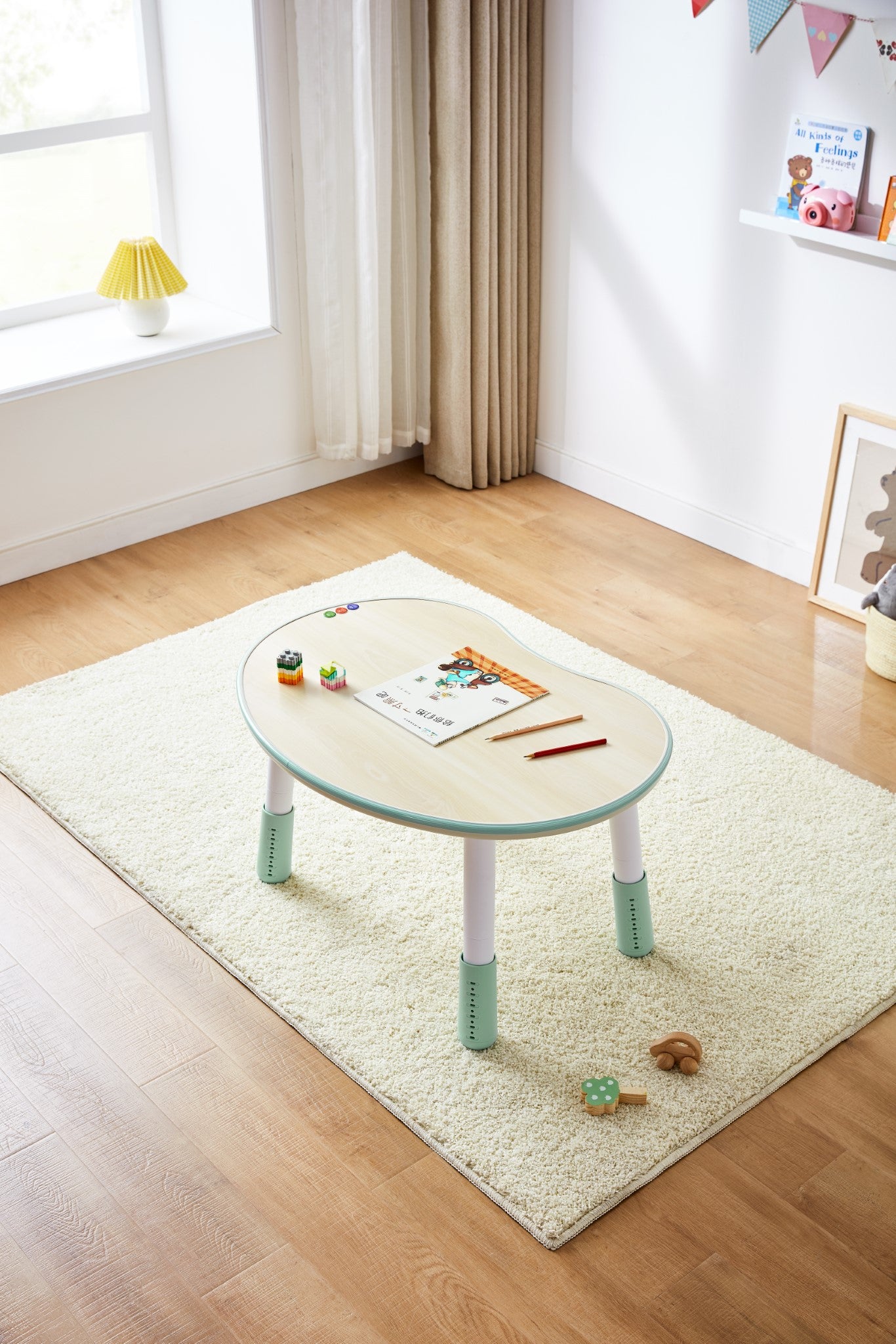 Bean Kids Table