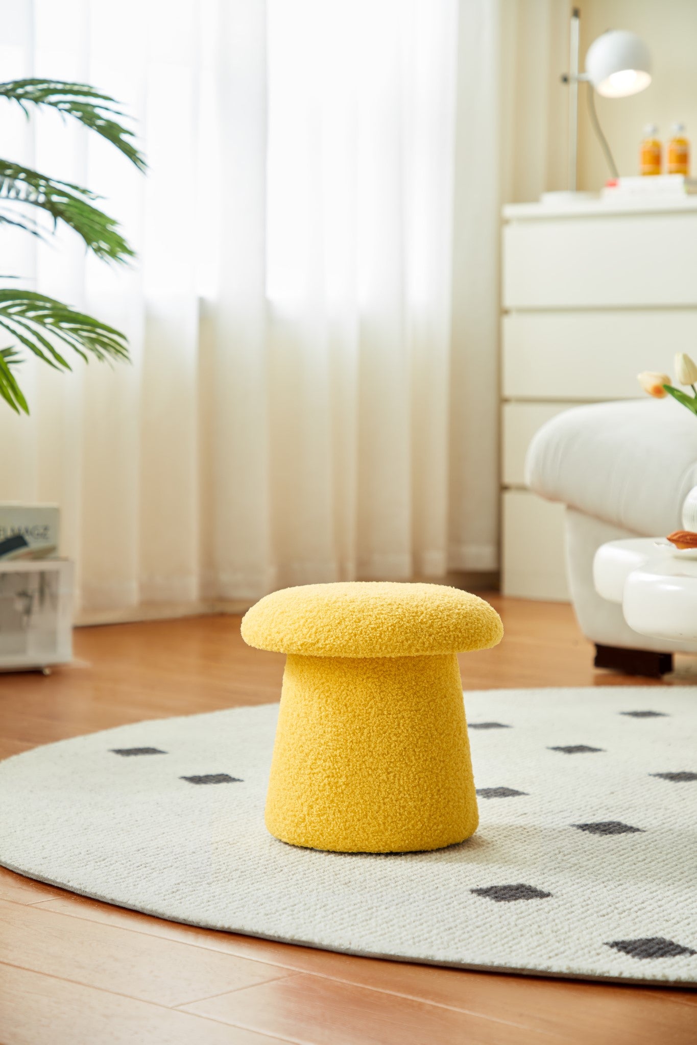 Mushroom Kids Boucle Stool