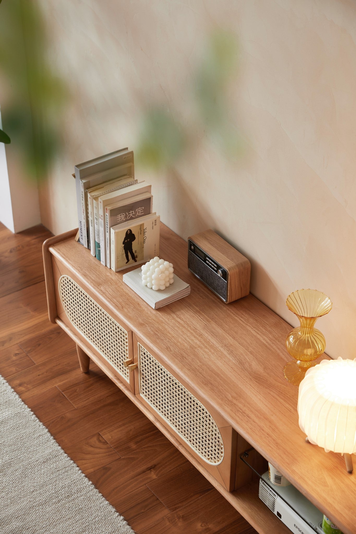 Lennon Media Unit
