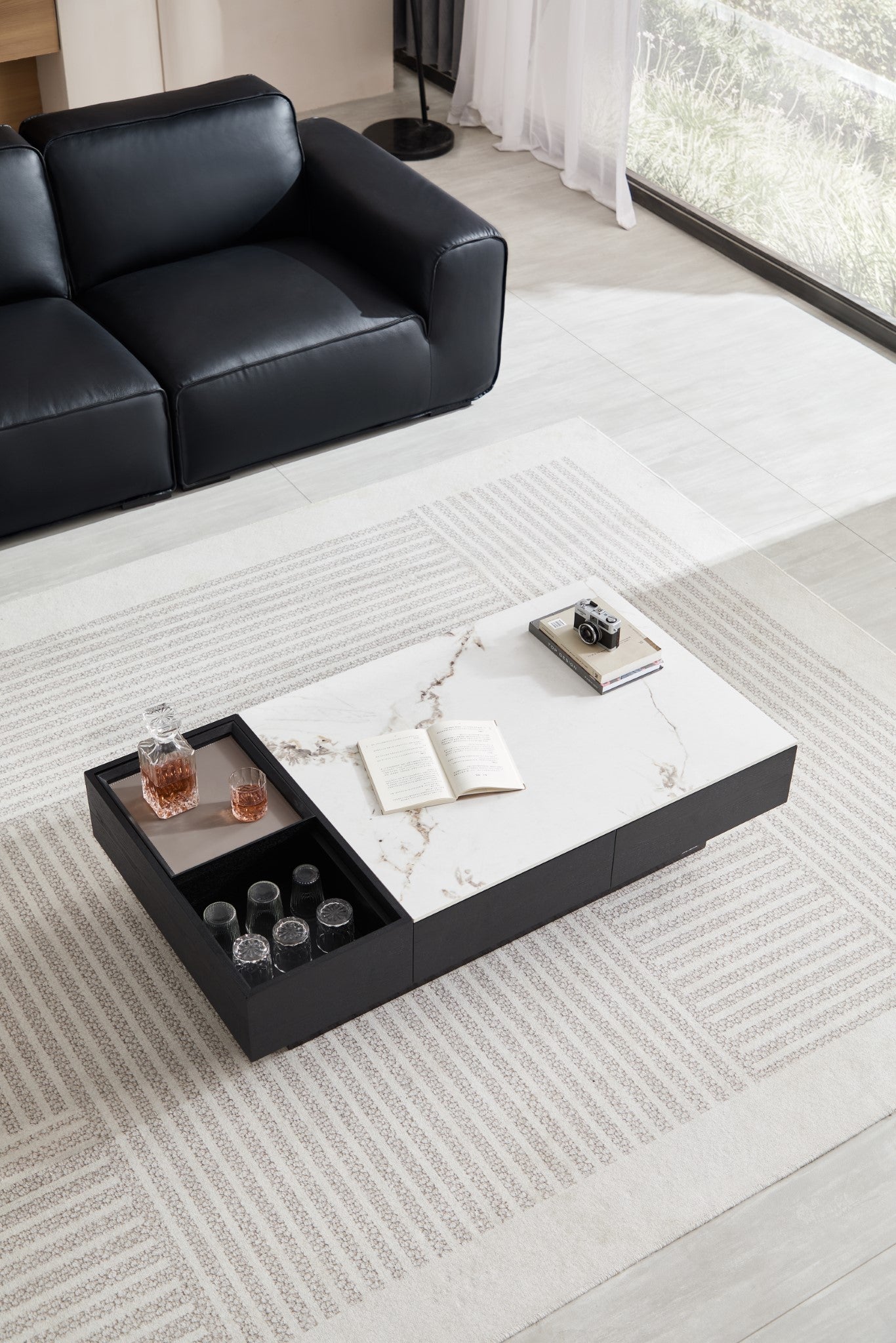 Reis Coffee Table