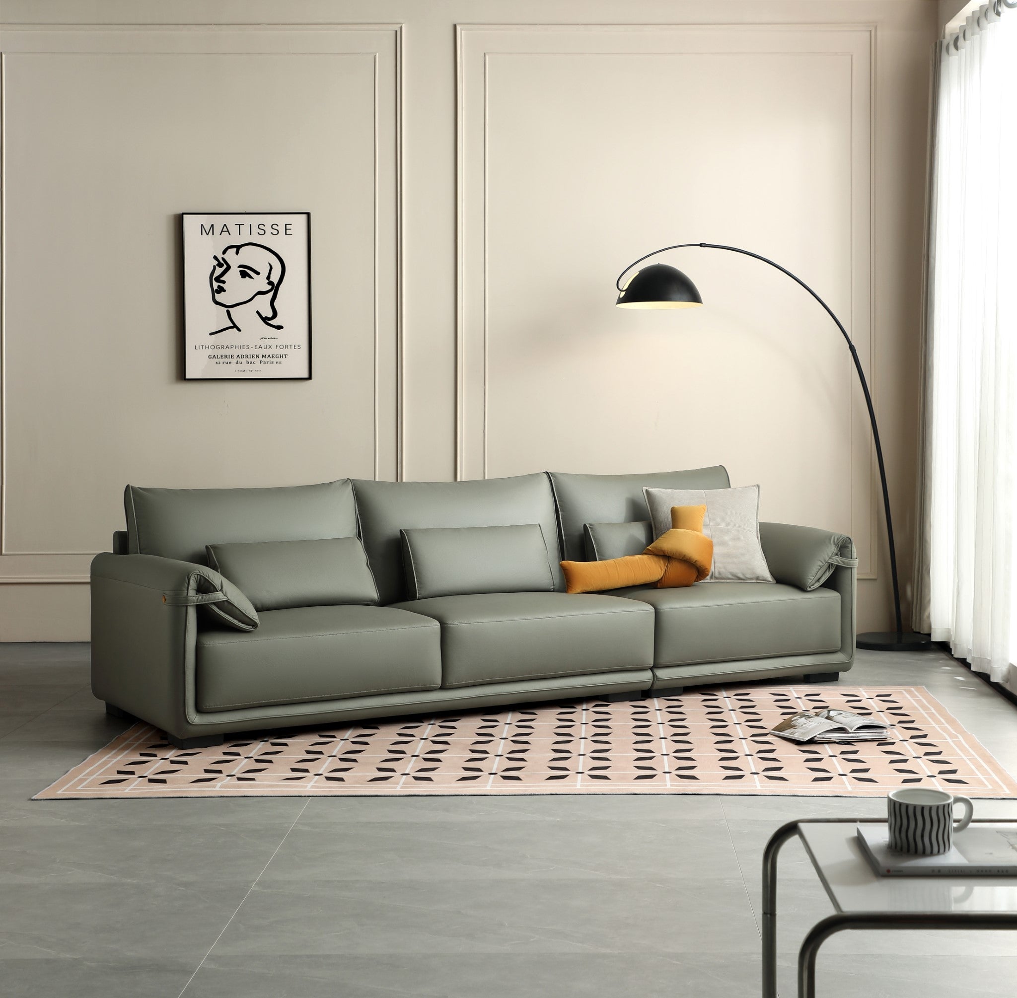 Hana Sofa