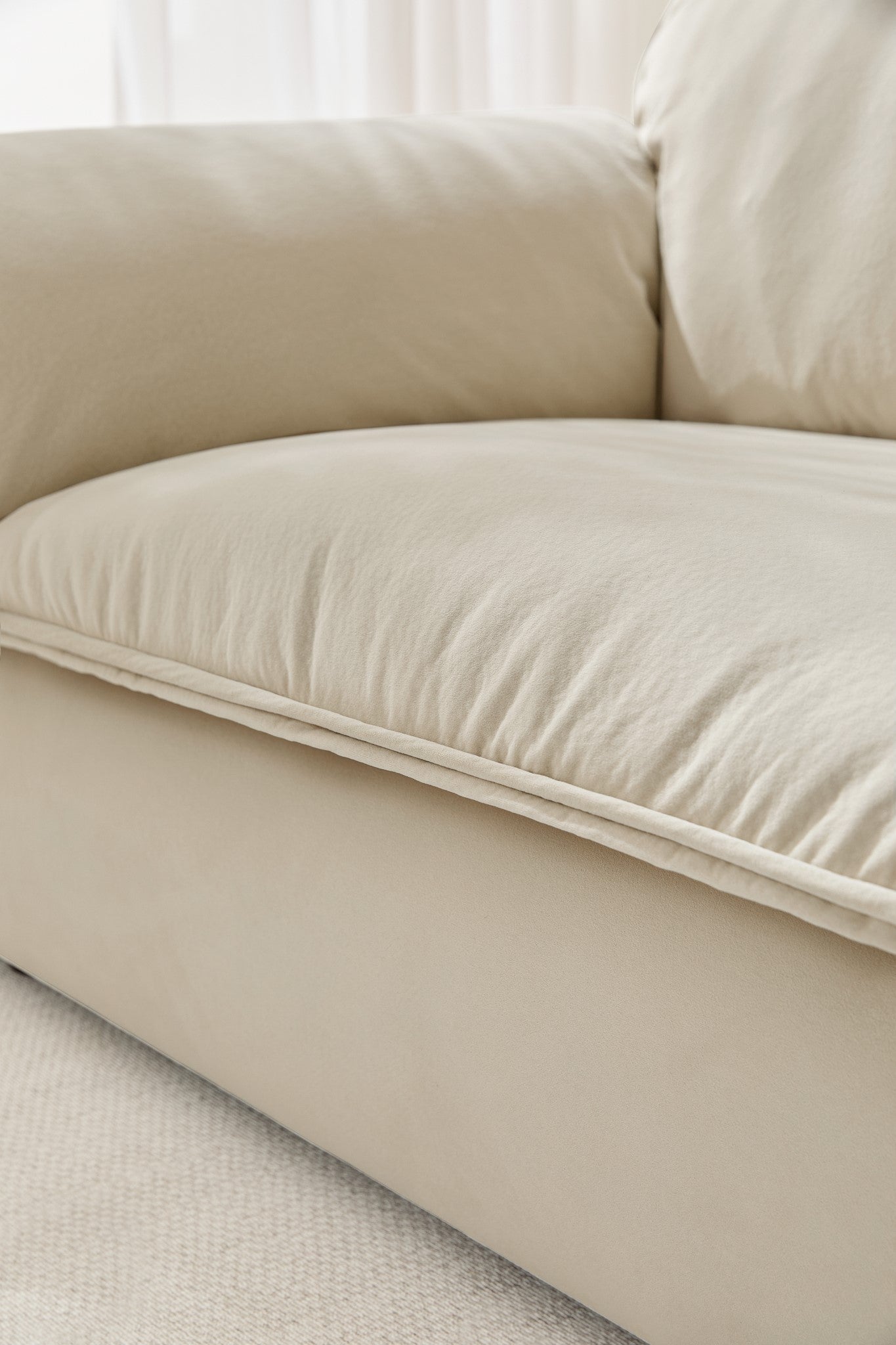 Somnus Sofa