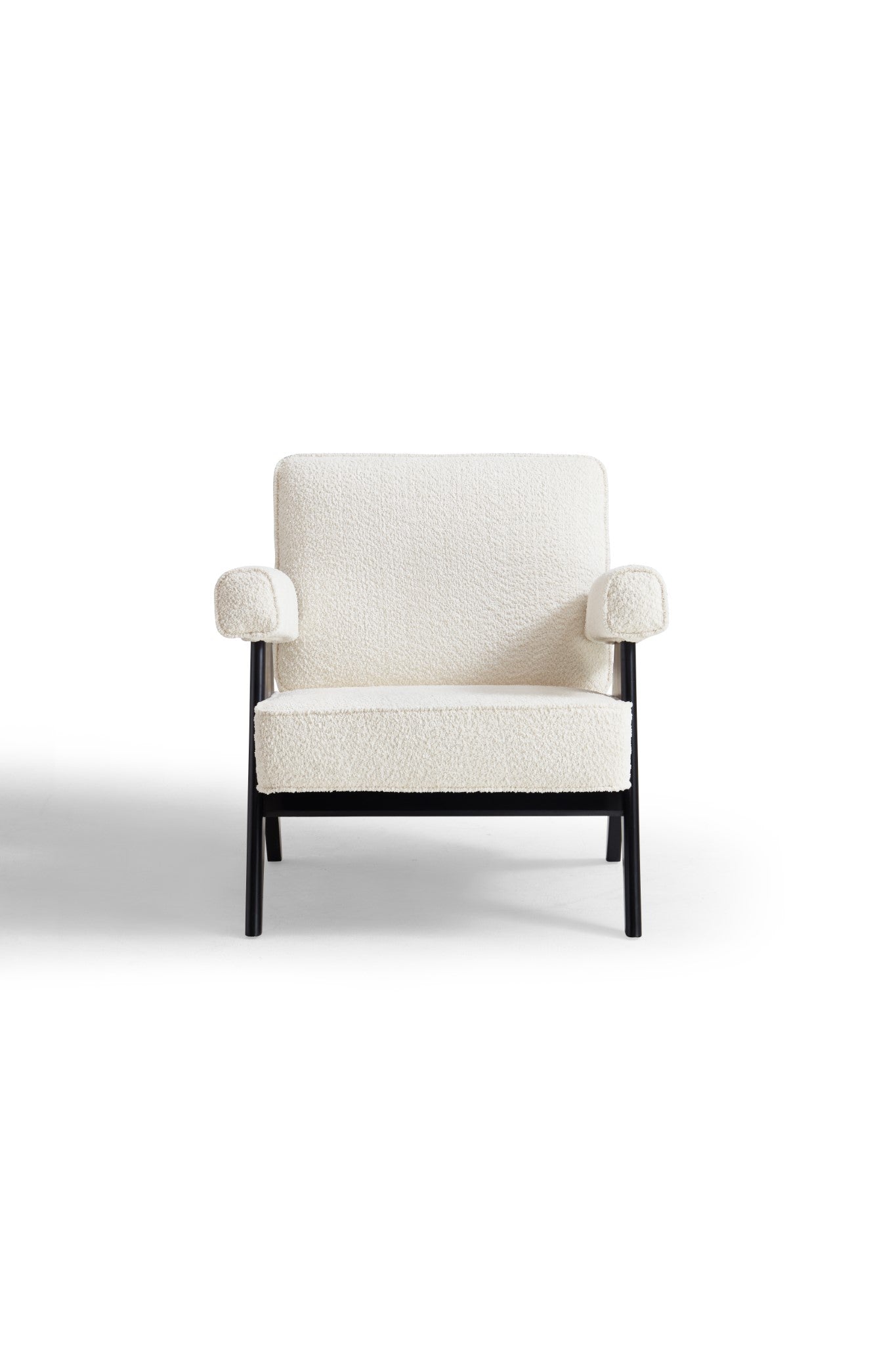 Quinn Armchair