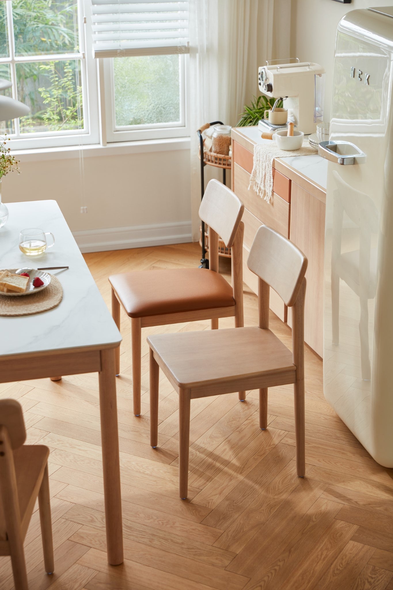 Cesa Solid Wood Dining Chair (set of 2)