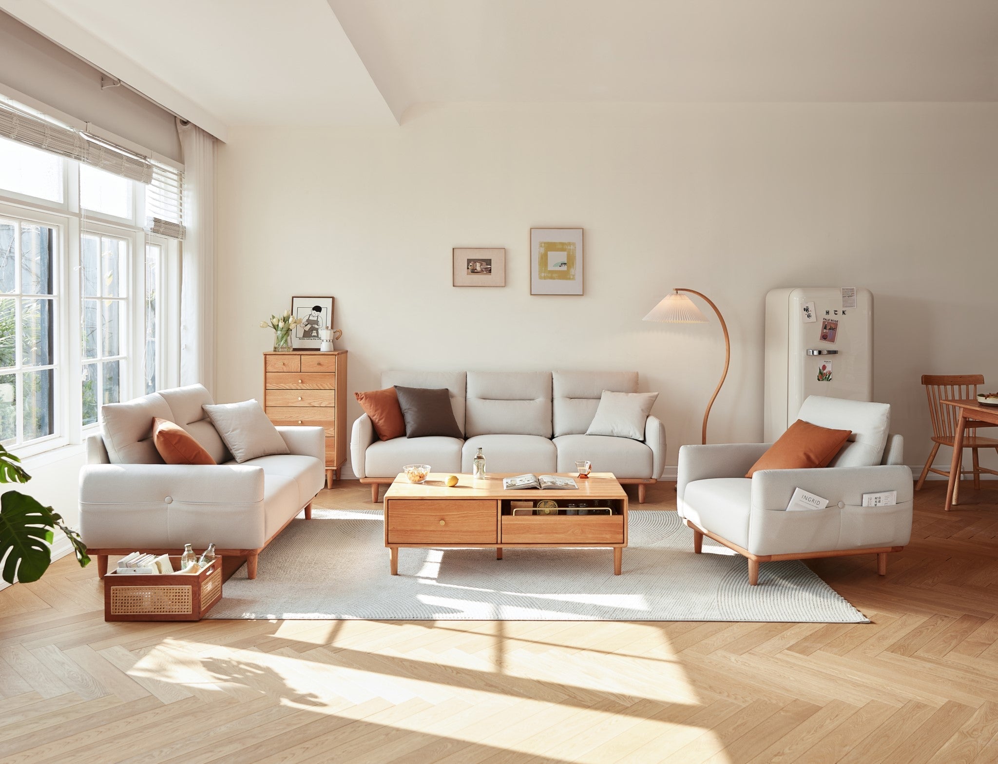 Tara Armchair